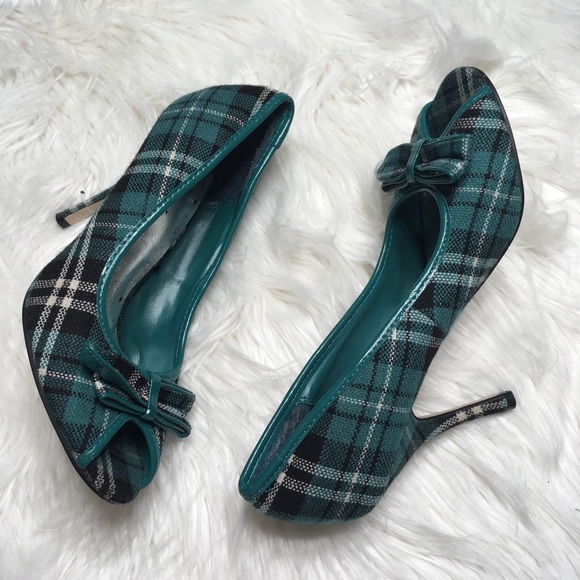 Wet Seal stripped green bow peep toe heels size 9 - Picture 2 of 4
